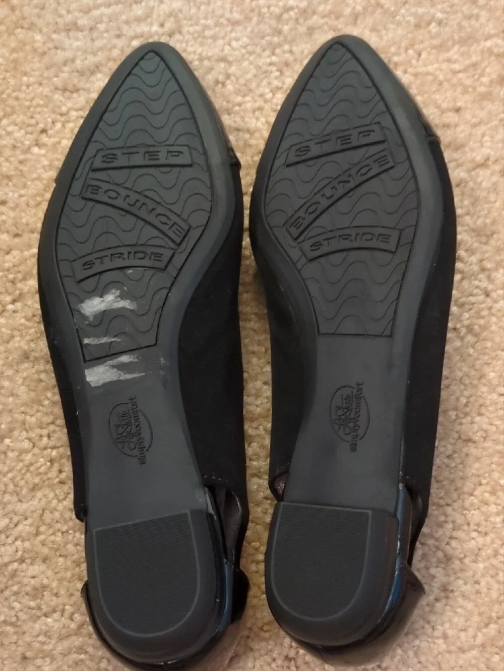 Life Stride Black Pointed Toe Slip-On Flats